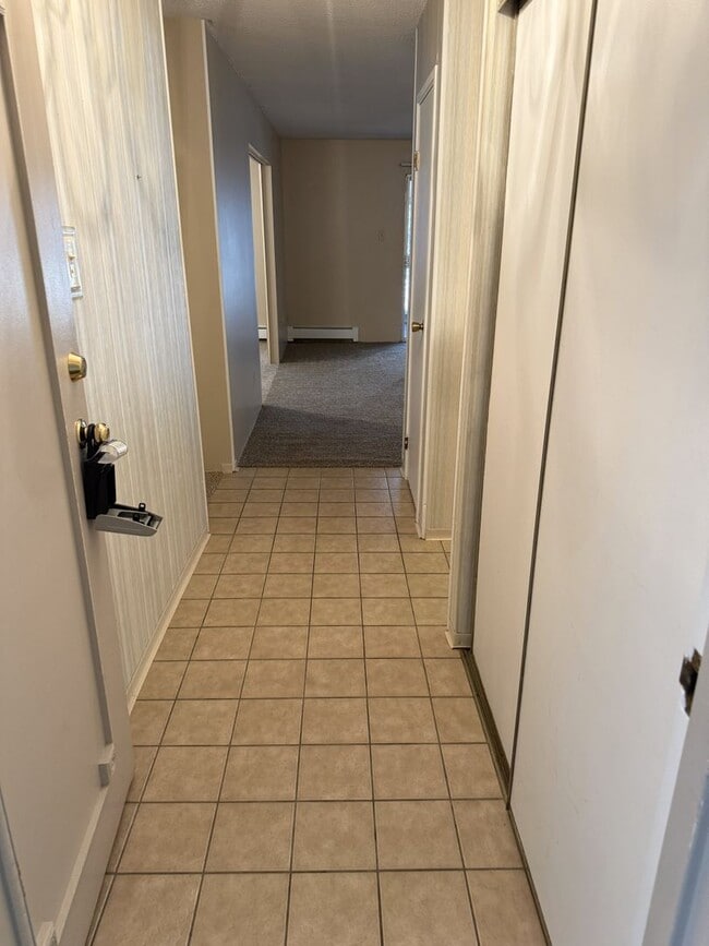 Building Photo - 13500_CORNELL