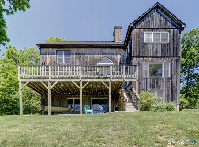 Building Photo - 8 Deming Rd