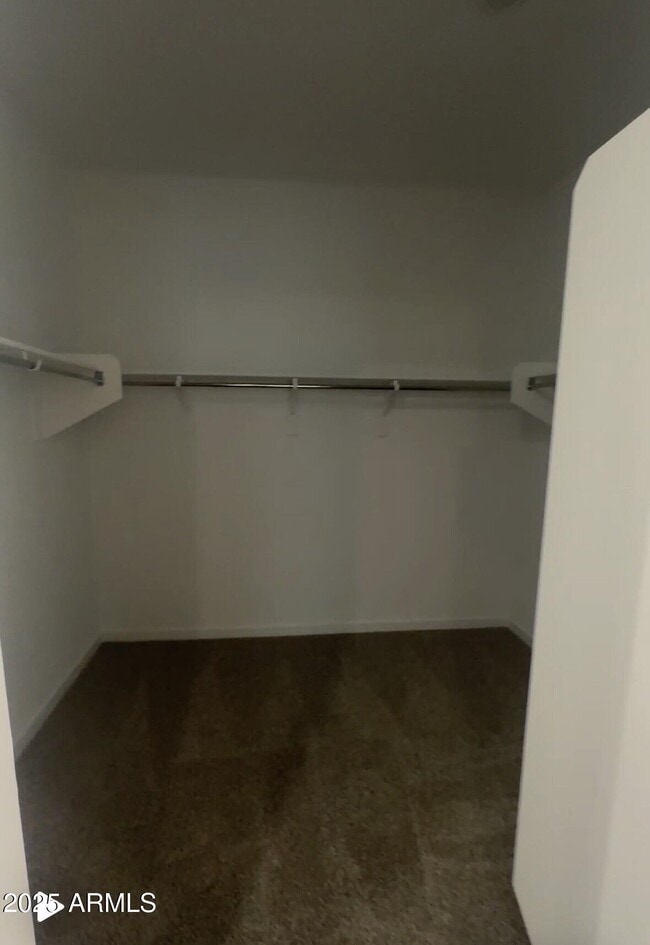 Building Photo - 2026 S 242nd Ave