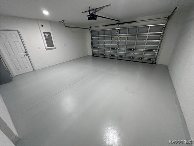 Building Photo - 7779 N Triana Dr