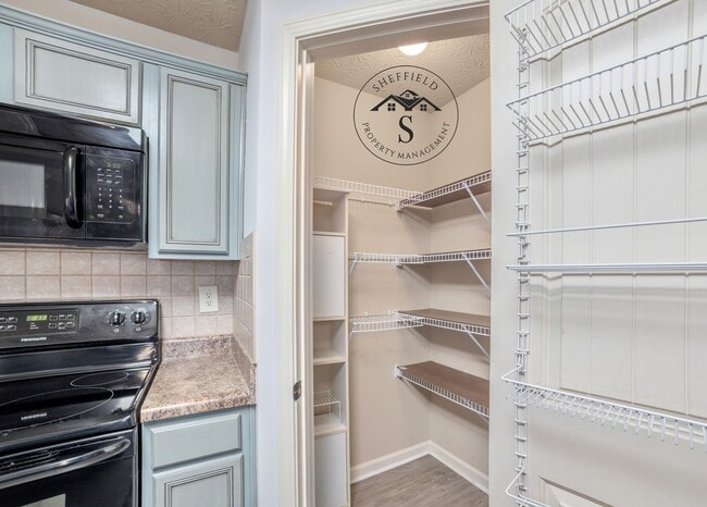 Building Photo - 25 Justice Dr