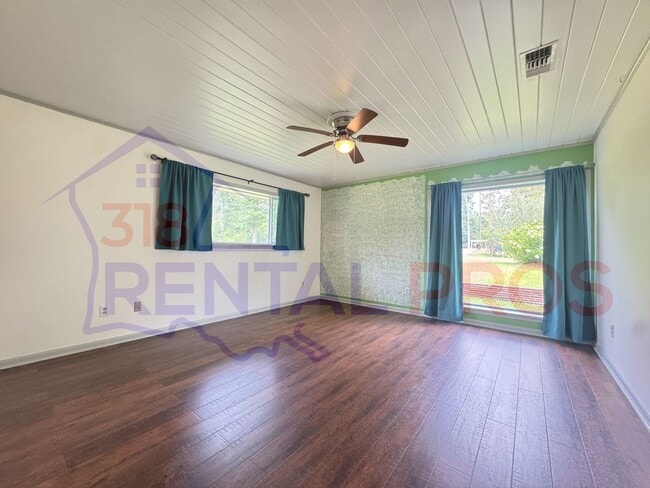 Building Photo - 3 Bed, 2 Bath Home in Ruston
