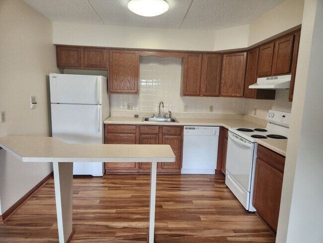 Building Photo - Building B