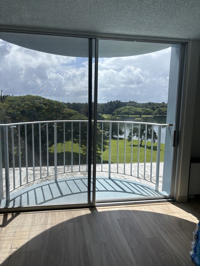 Building Photo - 101 Aupuni St