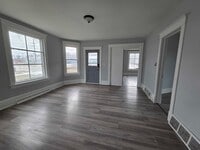 Building Photo - 3533 Douglas Ave