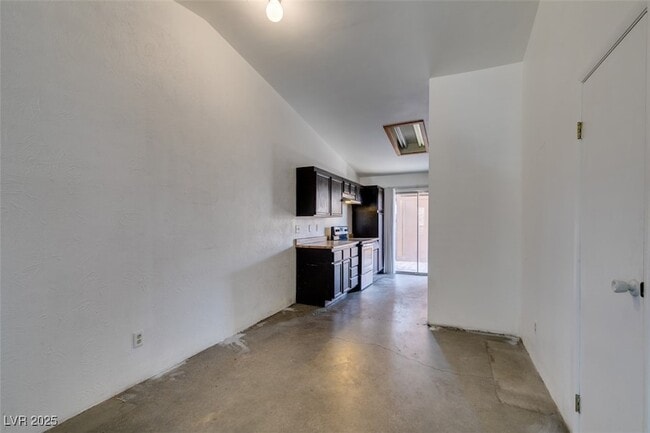 Building Photo - 1803 Discus Dr