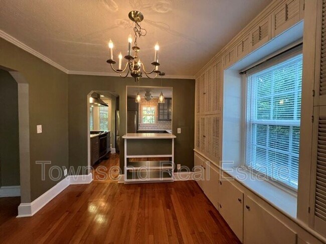 Building Photo - 508 Huske St