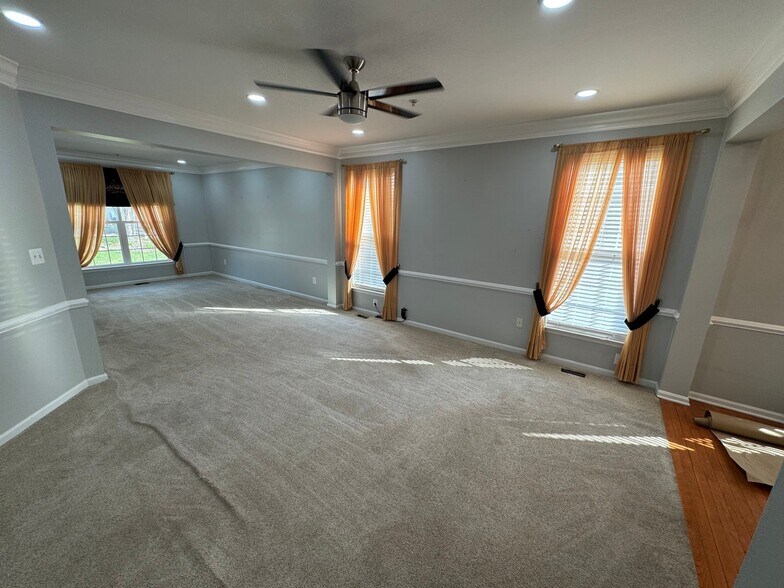 Building Photo - 13909 Clarkwood Ln