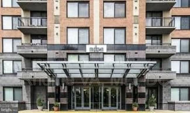 Building Photo - 2451 Midtown Ave