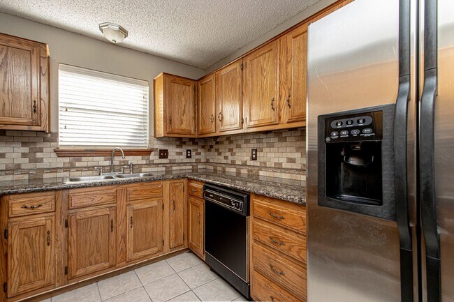 Building Photo - 1525 Northwick Ct