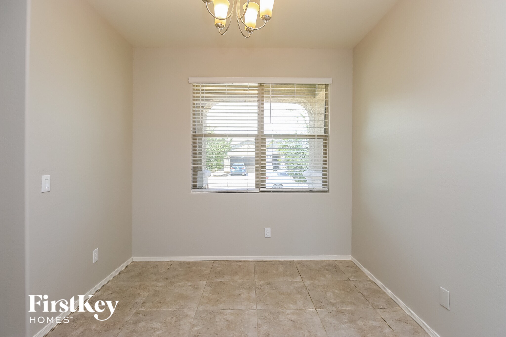 Building Photo - 11427 E Wallflower Ln