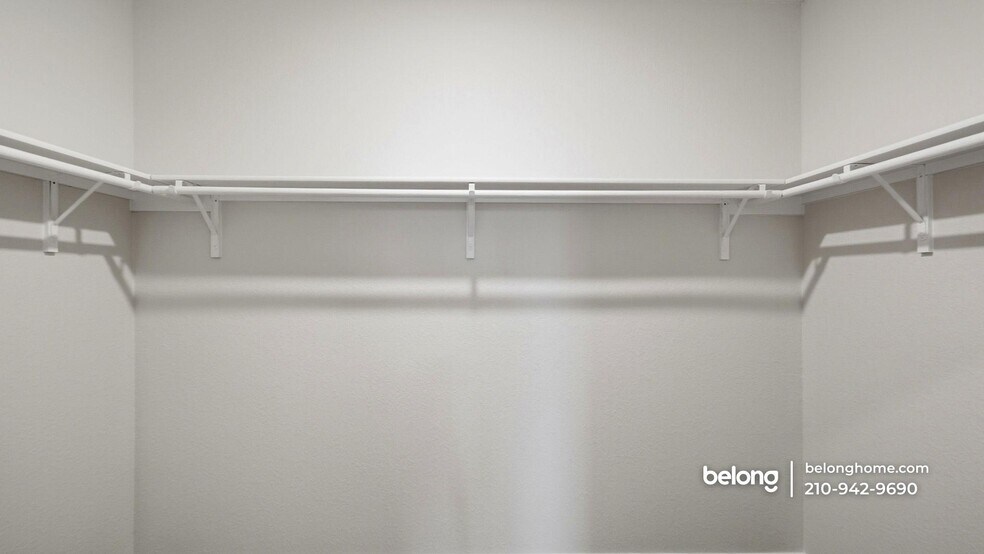 Building Photo - 15619 Garam Trl