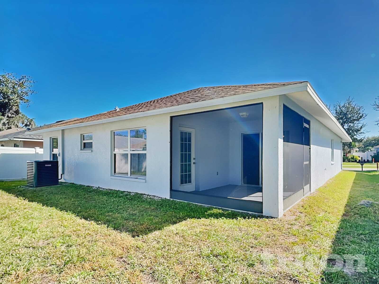 Building Photo - 15407 Winter Breeze Ln