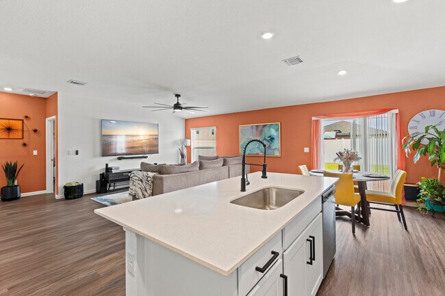 Building Photo - 701 Carlyle Wy