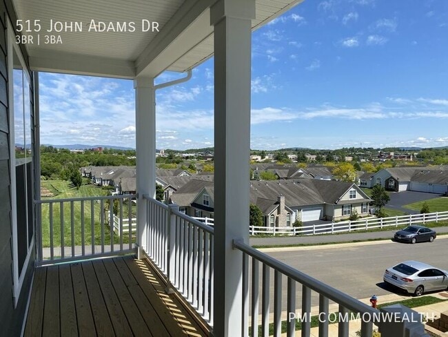 Building Photo - 515 John Adams Dr NW