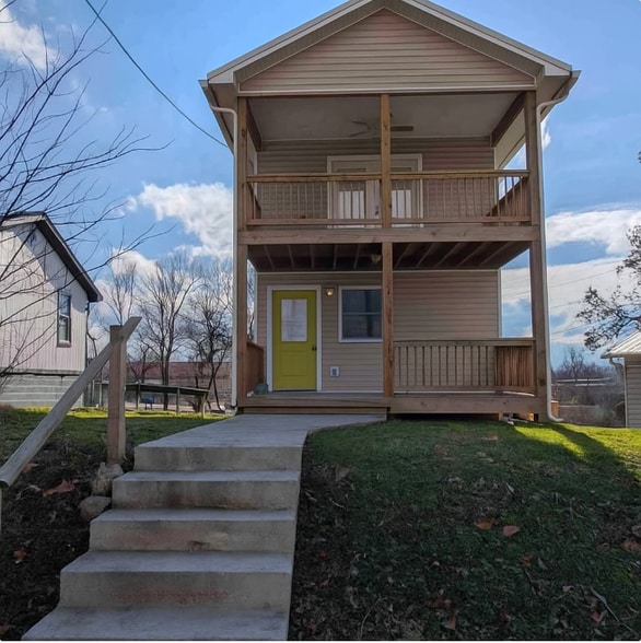 Building Photo - 2232 Mississippi Ave