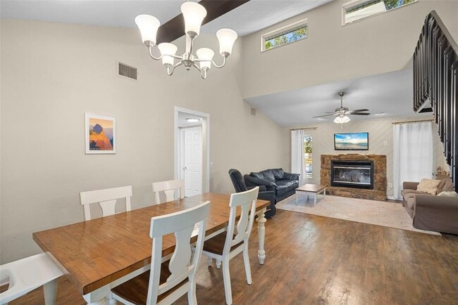 Building Photo - 402 72nd St NW