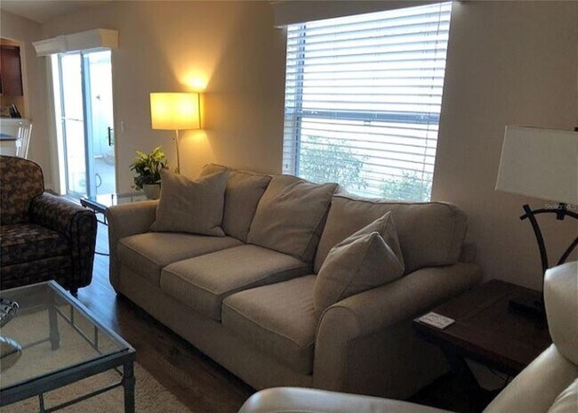 Building Photo - 2474 Mackintosh Ct