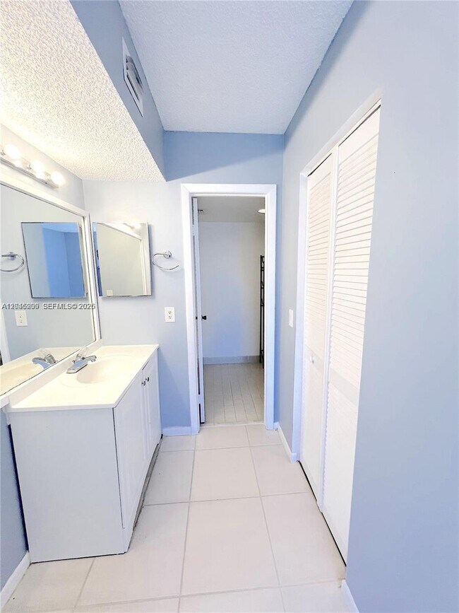 Building Photo - 8888 SW 131st Ct