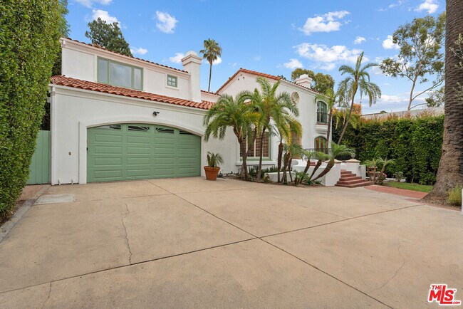 Building Photo - 1200 N Doheny Dr
