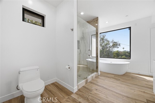 Building Photo - 6565 Pickwick St