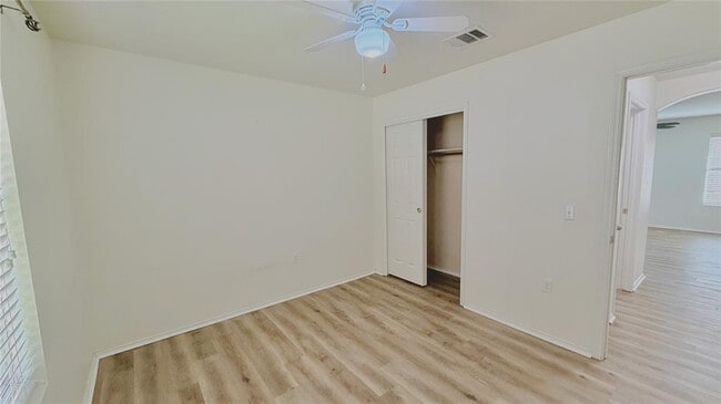 Building Photo - 5713 Nelson Oaks Dr