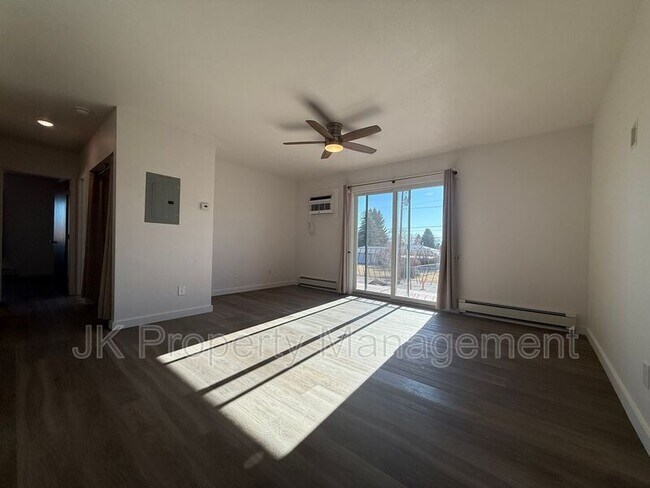 Building Photo - 3440 11th Ave S