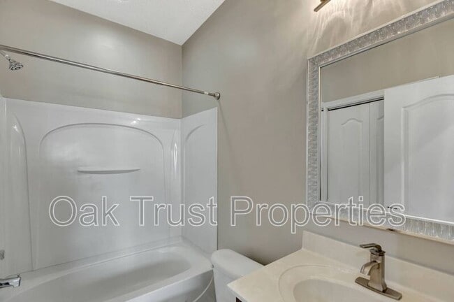 Building Photo - 117 Lynches River Dr