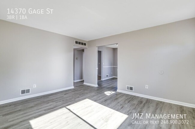 Building Photo - Introducing a beautiful 3 bedroom, 1 bathr...