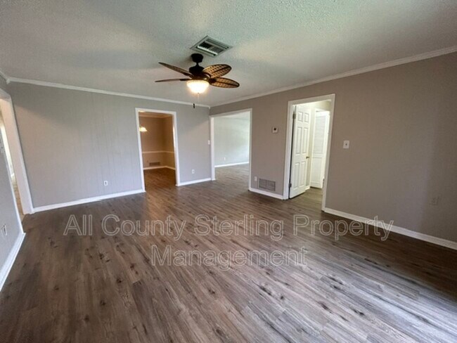 Building Photo - 108 Dellwood Dr