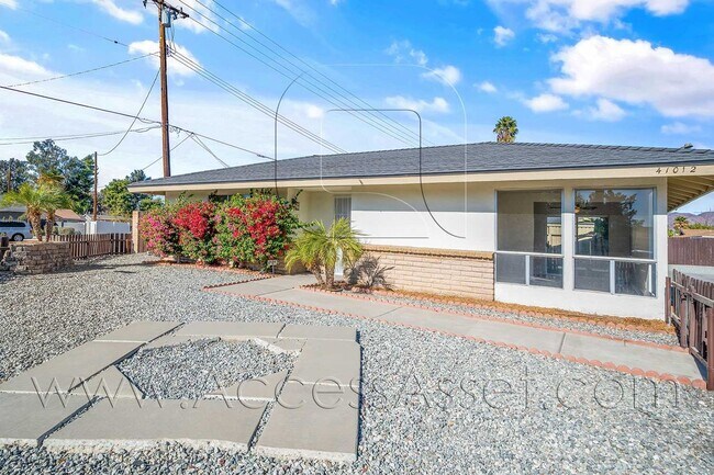 Building Photo - 41012 Beachwood Ave