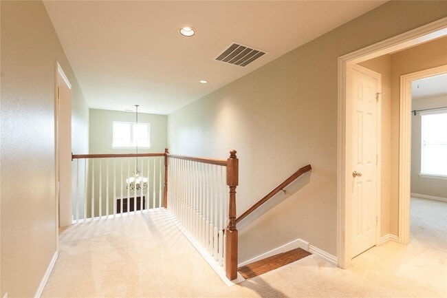 Building Photo - 2613 Patriot Dr