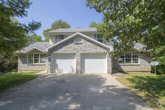 Building Photo - 1327 Valley Creek Ln