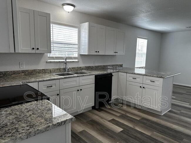 Building Photo - 1979 FM2649