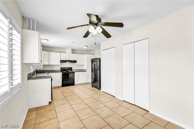 Building Photo - 6921 Acoma Ct
