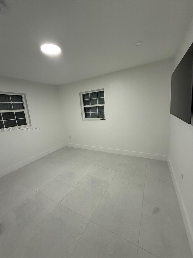 Building Photo - 12065 Boat Shell Dr