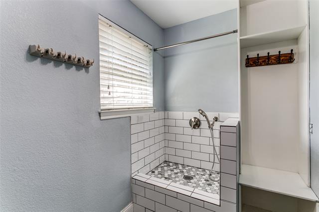 Building Photo - 3713 Brentwood Ct