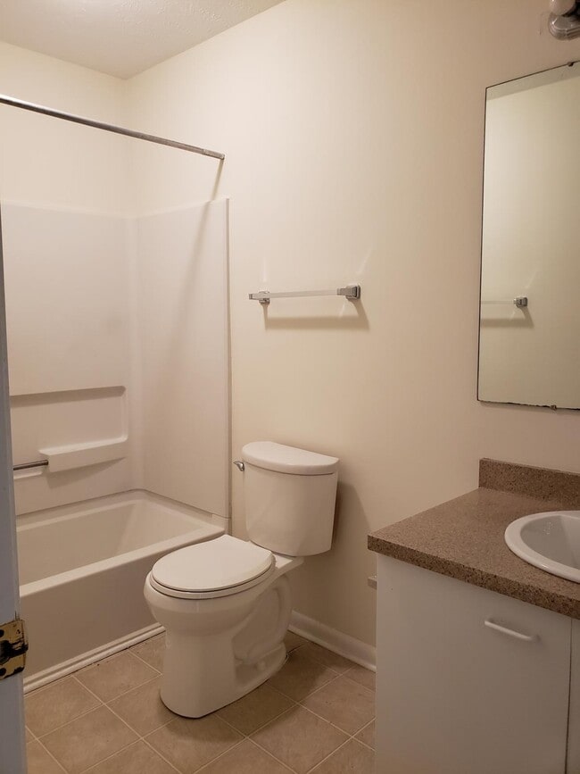 Building Photo - 6788 Willowbrook Dr