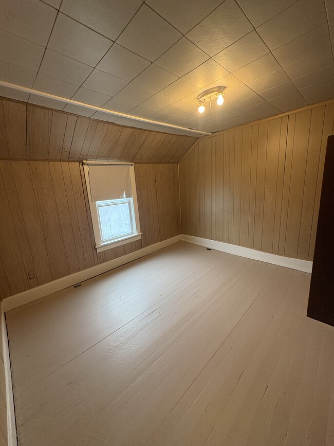 Building Photo - 31 Nutt Ave