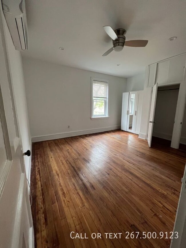 Building Photo - 236 S 45th St