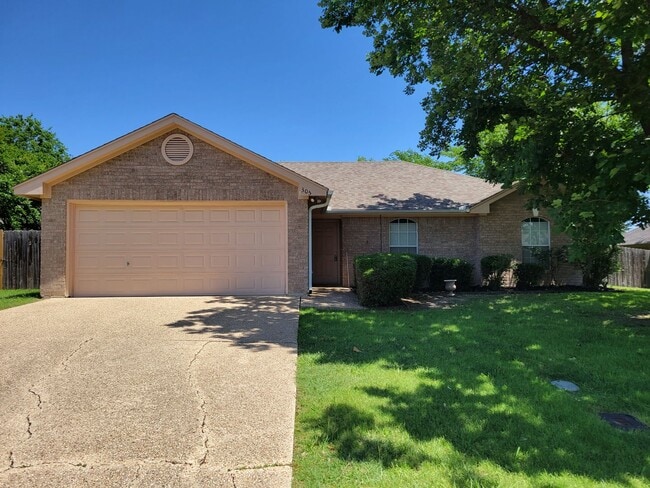 Primary Photo - Newly Remodeled 4 BR 2 Bath Next to Harker Heights Community Park!