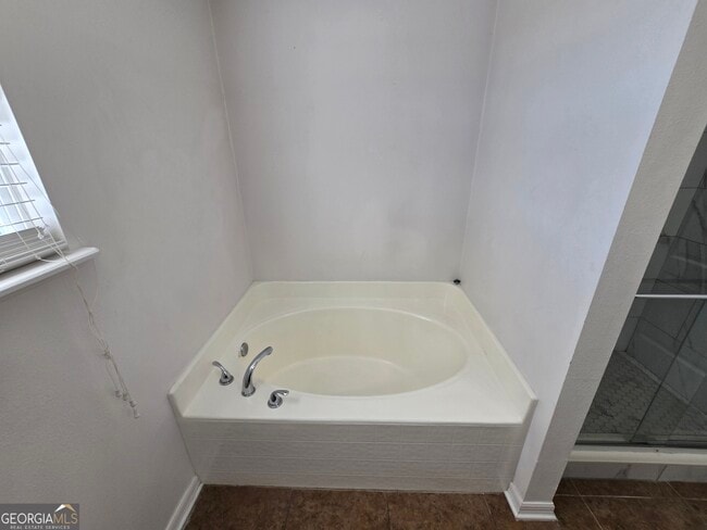 Building Photo - 127 Cedar Cir Dr