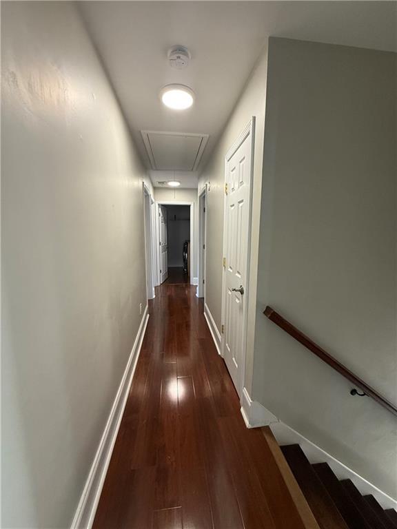 Building Photo - 685 Georgian Hills Dr