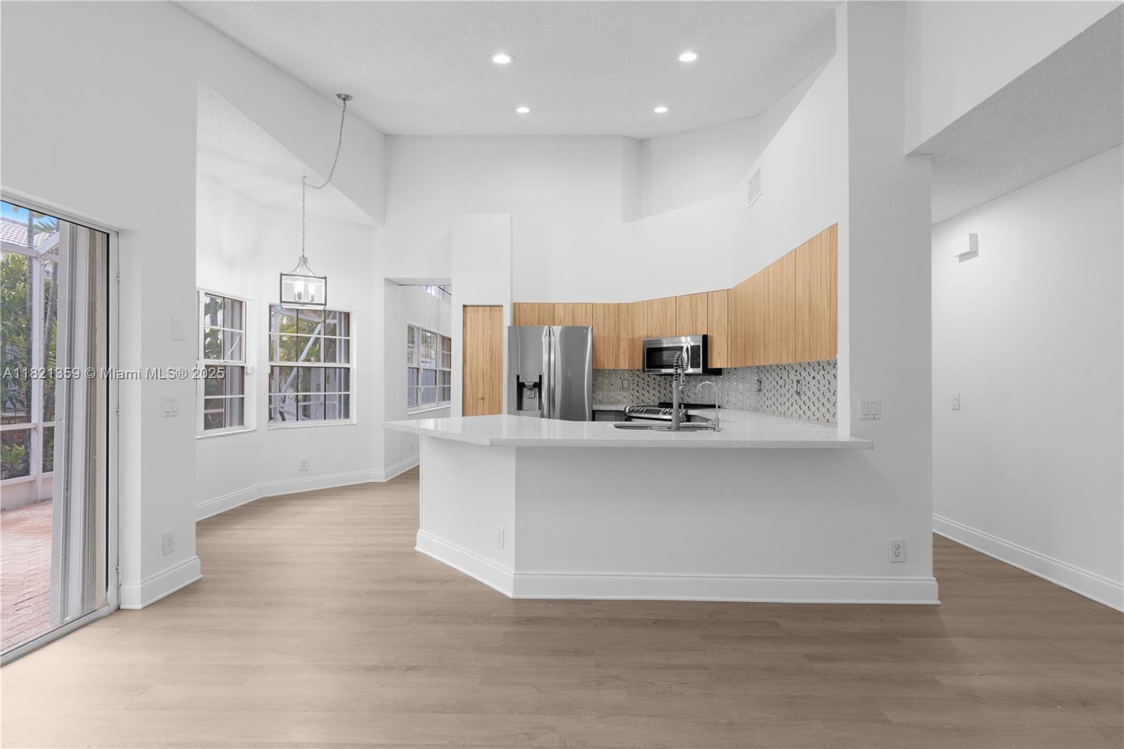 Building Photo - 1525 Seabay Rd