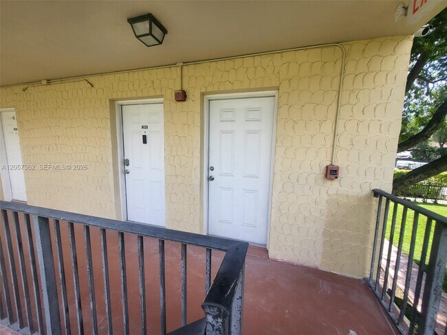 Building Photo - 8500 SW 109th Ave