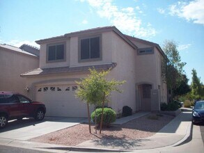 Building Photo - 3-bedroom, 2.5 bath in northeast Mesa