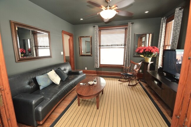 Building Photo - 2626 Union St