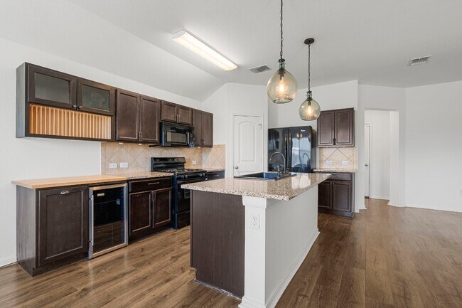 Building Photo - 185 Rafe Ct