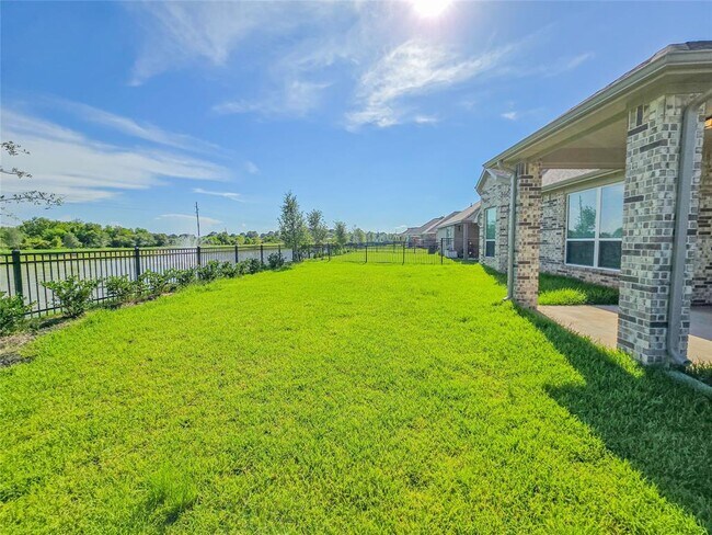 Building Photo - 3068 Sunmoon Ln