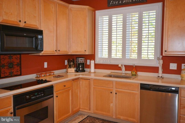 Building Photo - 11958 W War Dancer Ln